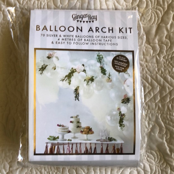 NWT Balloon Arch Kit - Picture 2 of 5